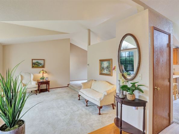 28108 28th Avenue S, Federal Way WA 98003