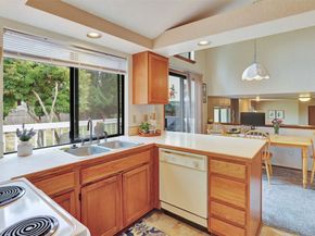 28108 28th Avenue S, Federal Way WA 98003