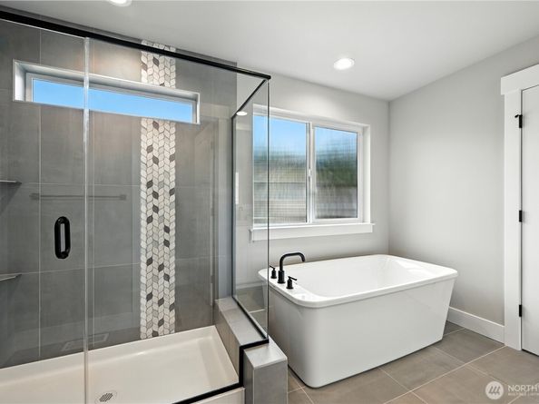 19220 Meridian Drive SE CW 08, Bothell WA 98012