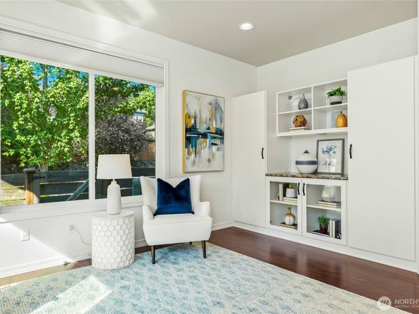 11752 82nd Avenue NE, Kirkland WA 98034