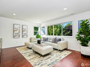 11752 82nd Avenue NE, Kirkland WA 98034