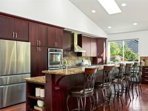 11752 82nd Avenue NE, Kirkland WA 98034