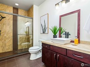 11752 82nd Avenue NE, Kirkland WA 98034