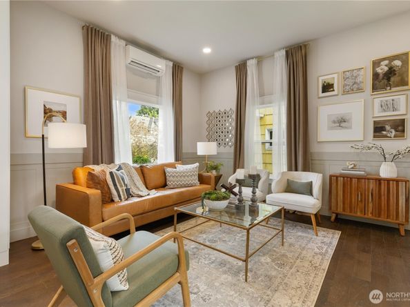 421 Malden Avenue E, Seattle WA 98112