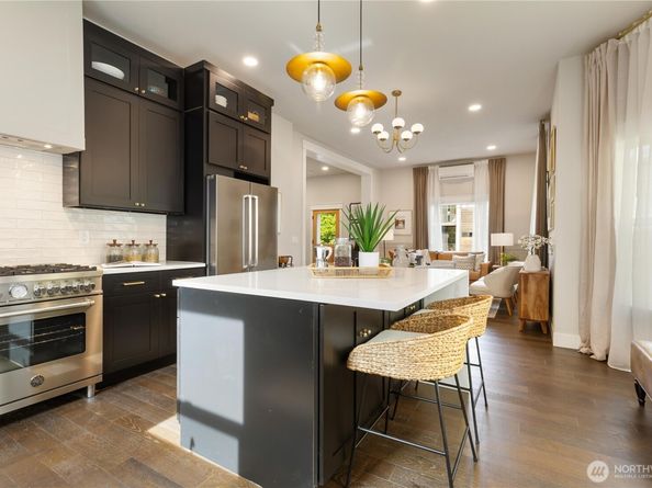 421 Malden Avenue E, Seattle WA 98112