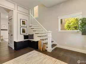 421 Malden Avenue E, Seattle WA 98112