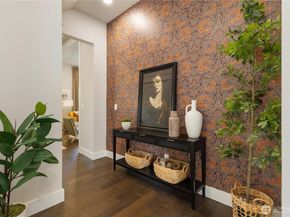 421 Malden Avenue E, Seattle WA 98112