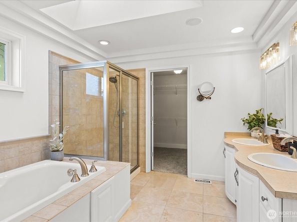 17312 Gravenstein Road, Bothell WA 98012