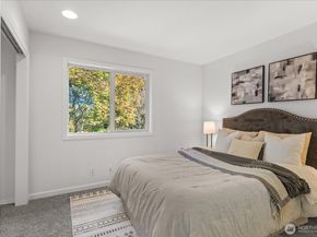 17312 Gravenstein Road, Bothell WA 98012