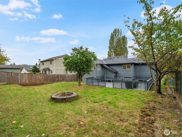 7004 16th Avenue SW, Seattle WA 98106