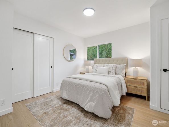7004 16th Avenue SW, Seattle WA 98106