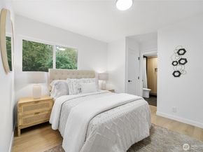 7004 16th Avenue SW, Seattle WA 98106