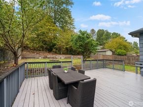 7004 16th Avenue SW, Seattle WA 98106