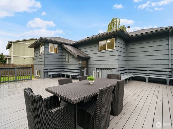 7004 16th Avenue SW, Seattle WA 98106
