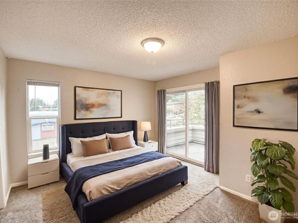 3233 NE 12th Street 301, Renton WA 98056