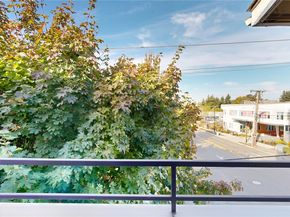 3233 NE 12th Street 301, Renton WA 98056