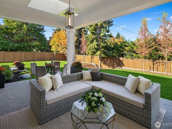 3740 172nd Avenue NE, Redmond WA 98052