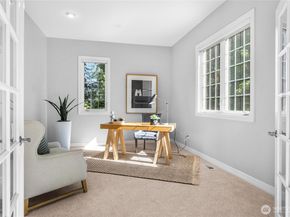4952 160th Court SE, Bellevue WA 98006