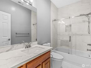 4952 160th Court SE, Bellevue WA 98006