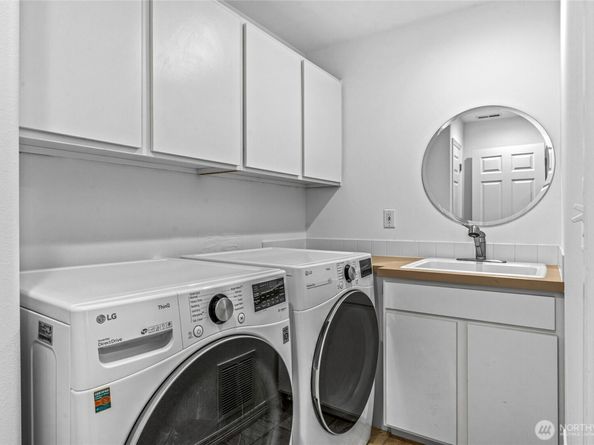 4952 160th Court SE, Bellevue WA 98006
