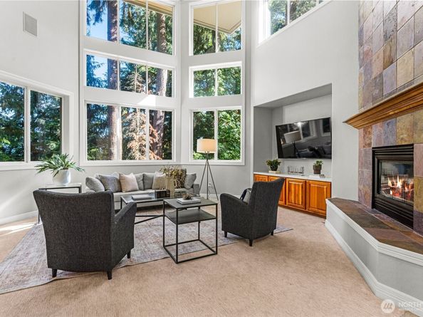 4952 160th Court SE, Bellevue WA 98006