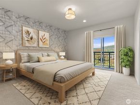 1002 Sunrise Place SW N4, Issaquah WA 98027