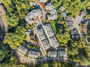 1002 Sunrise Place SW N4, Issaquah WA 98027