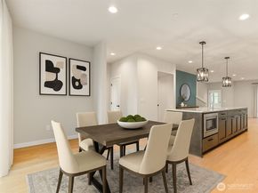 1002 Sunrise Place SW N4, Issaquah WA 98027