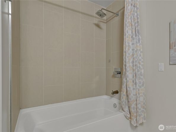 15100 6th Avenue SW 324, Burien WA 98166