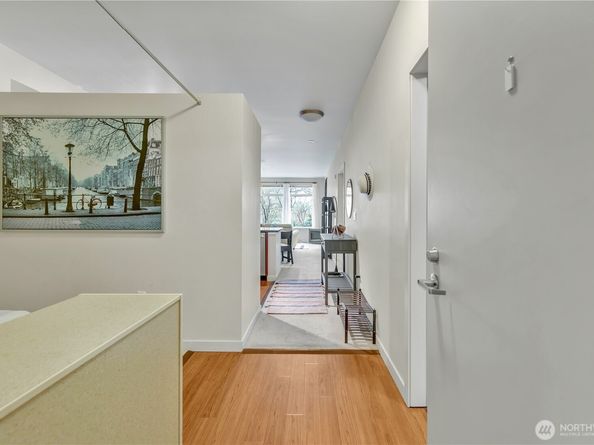 15100 6th Avenue SW 324, Burien WA 98166