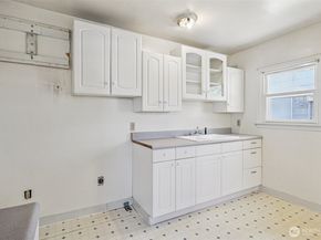 1236 S Director Street, Seattle WA 98108