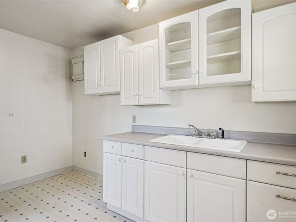 1236 S Director Street, Seattle WA 98108