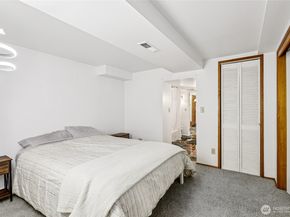 7301 19th Avenue SW, Seattle WA 98106