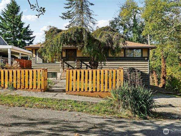 7301 19th Avenue SW, Seattle WA 98106