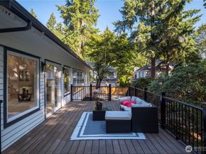 14244 NE 80th Place, Redmond WA 98052