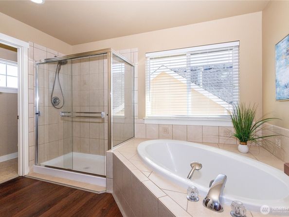 11703 SE 246th Place, Kent WA 98030