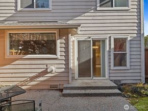 1210 58th Street SW A, Everett WA 98203