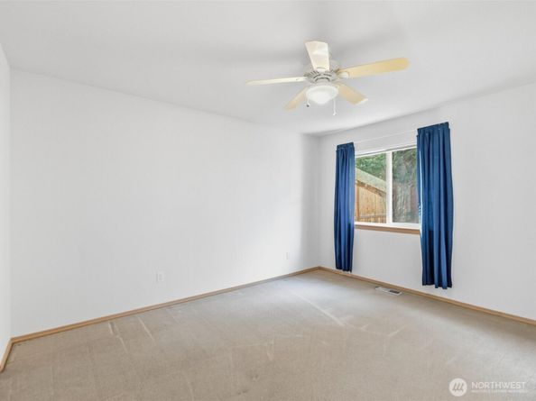 1210 58th Street SW A, Everett WA 98203