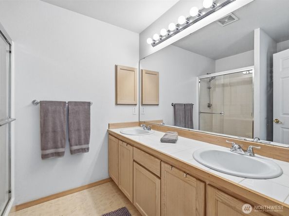 1210 58th Street SW A, Everett WA 98203