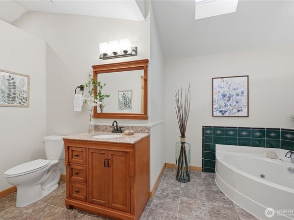 2482 NE 183rd Lane, Shoreline WA 98155