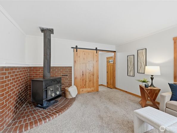 2482 NE 183rd Lane, Shoreline WA 98155