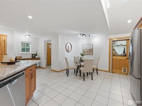 2482 NE 183rd Lane, Shoreline WA 98155