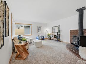 2482 NE 183rd Lane, Shoreline WA 98155