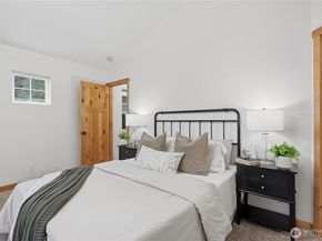 2482 NE 183rd Lane, Shoreline WA 98155