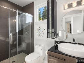 3108 92nd Avenue NE, Clyde Hill WA 98004