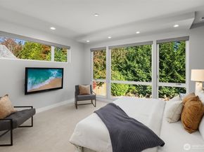 3108 92nd Avenue NE, Clyde Hill WA 98004