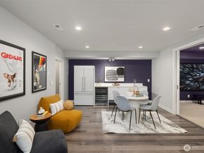 3108 92nd Avenue NE, Clyde Hill WA 98004