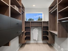 3108 92nd Avenue NE, Clyde Hill WA 98004