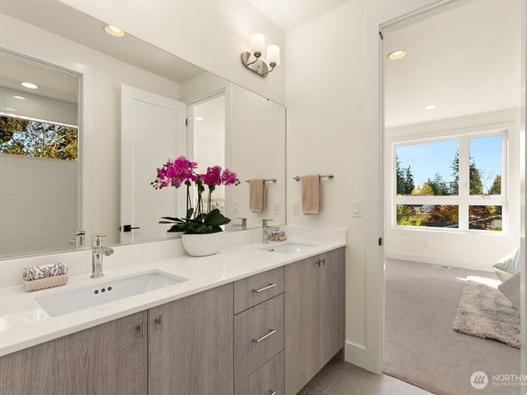 1004 166th Place NE, Bellevue WA 98008