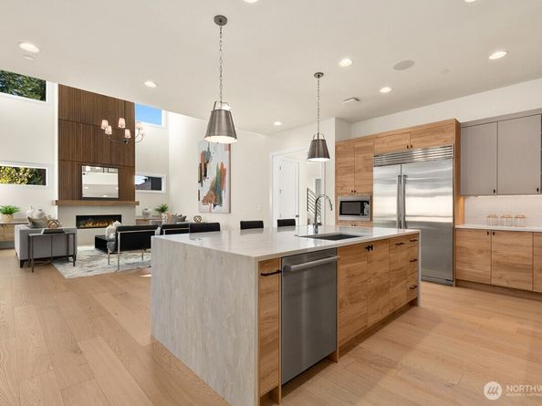 1004 166th Place NE, Bellevue WA 98008